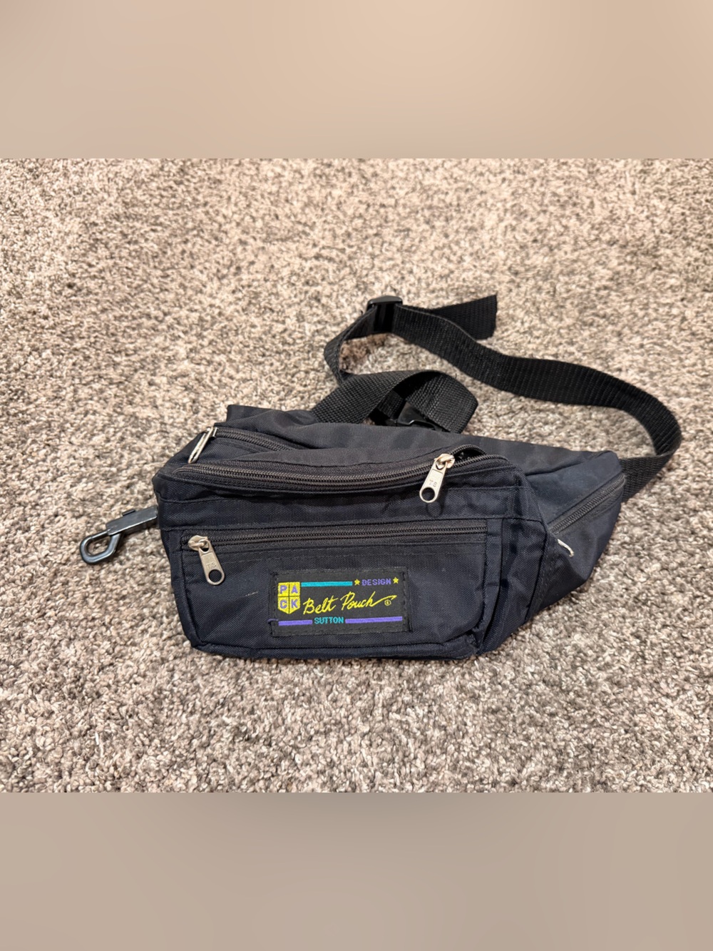 Vintage Pack Design Sutton Black Fanny Pack/Belt pouch with Pockets 1990's